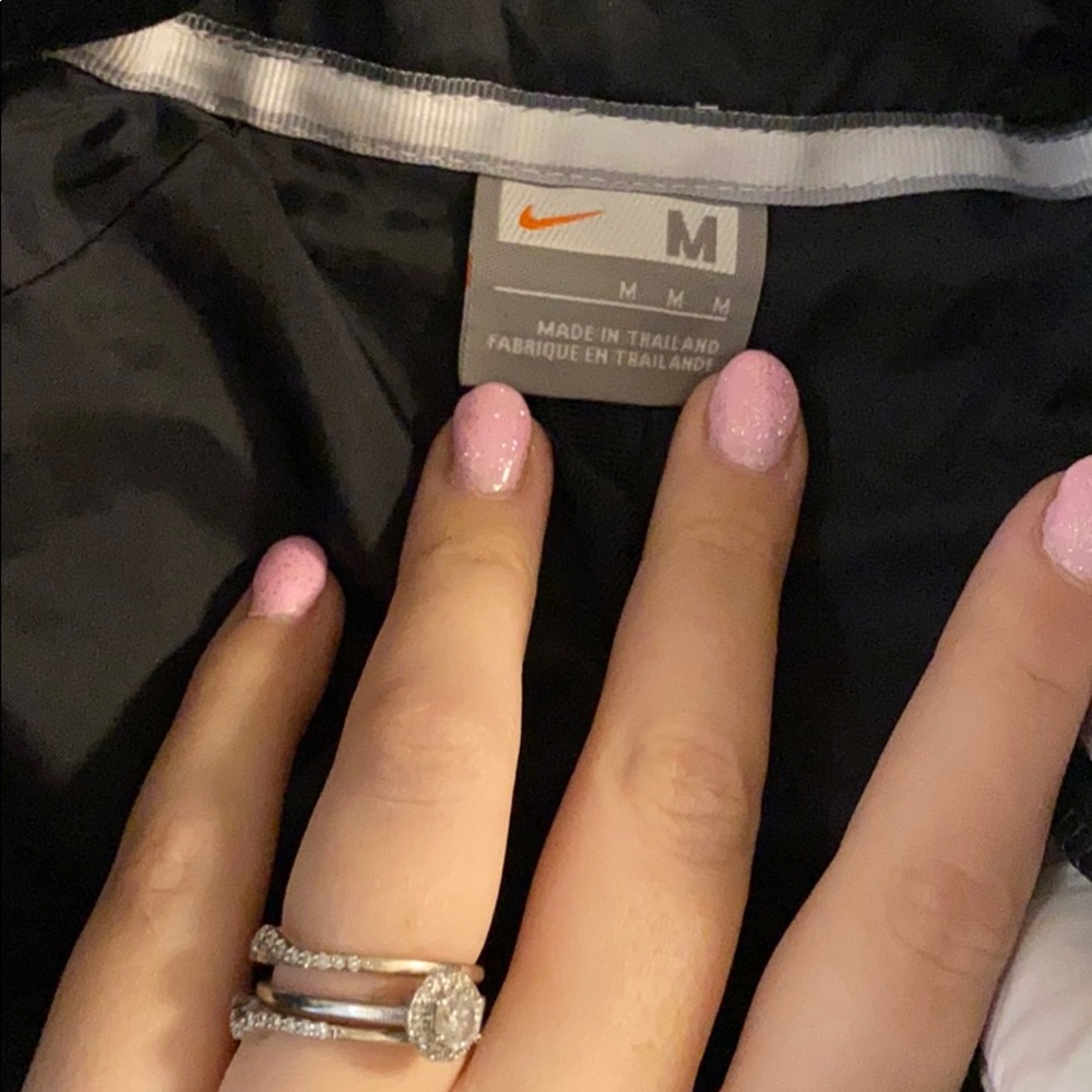 White Nike down jacket - Picture 4 of 5